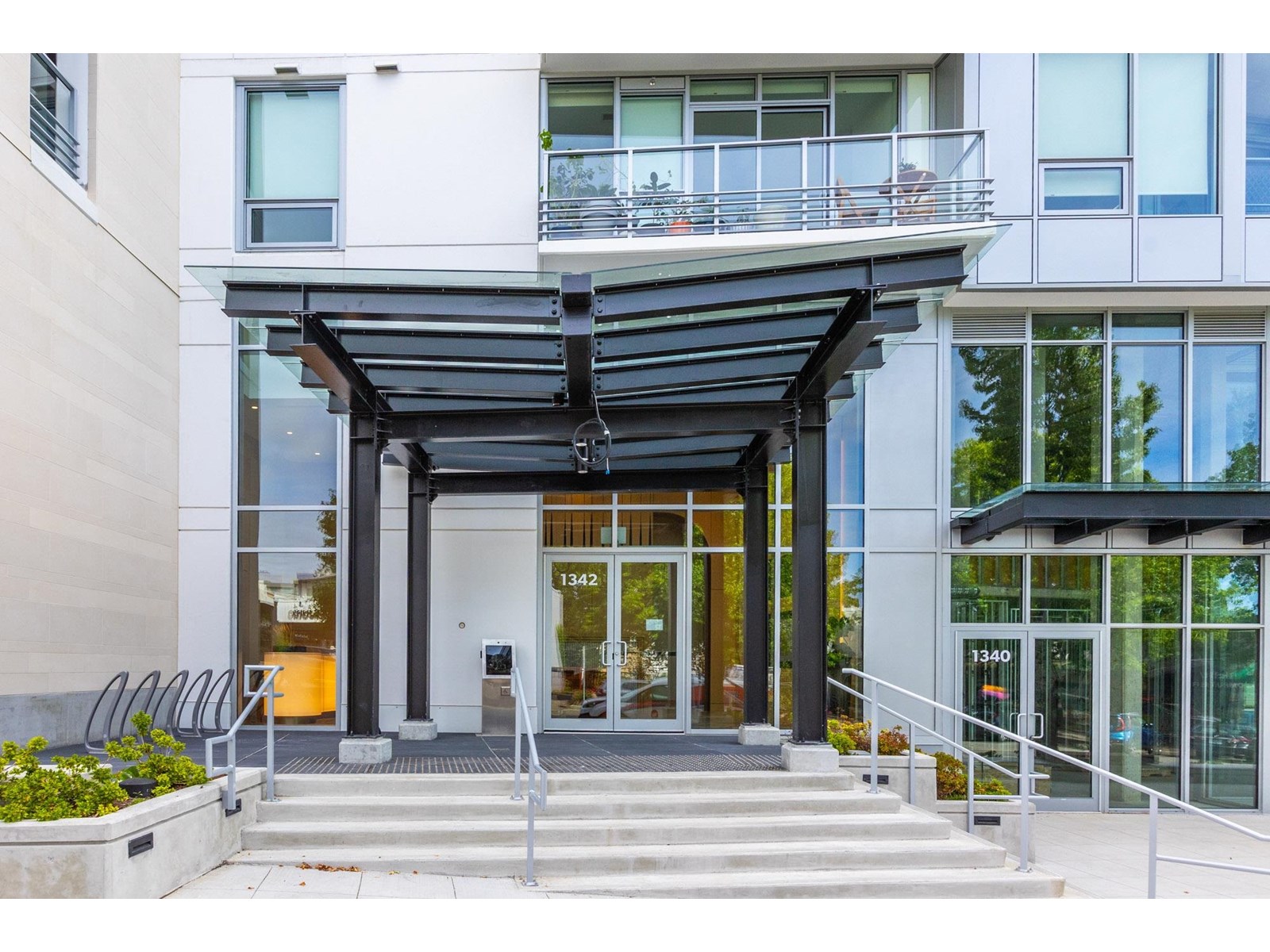314 1342 JOHNSTON ROAD, White Rock
