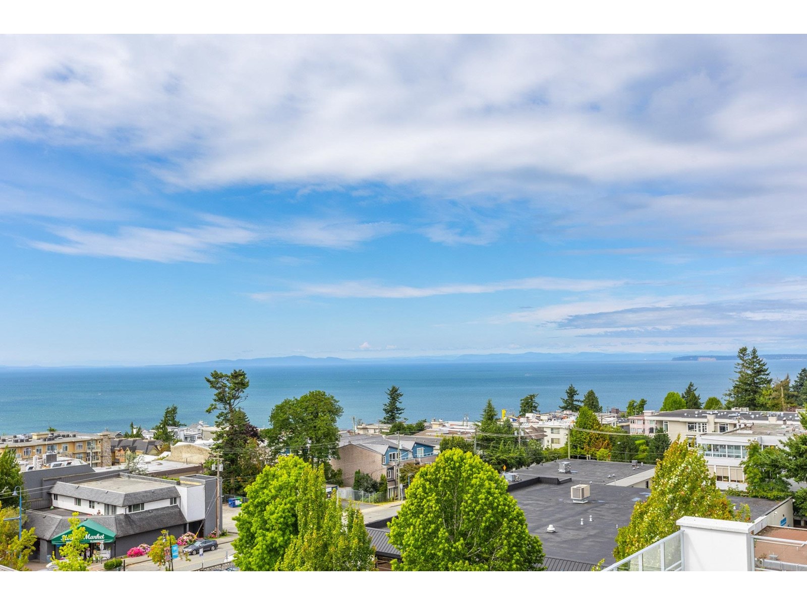314 1342 JOHNSTON ROAD, White Rock