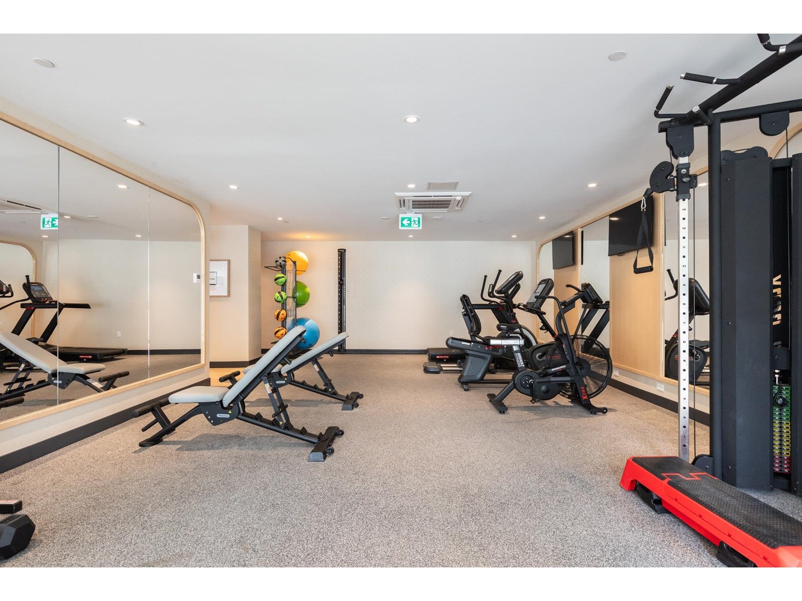 314 1342 JOHNSTON ROAD, White Rock