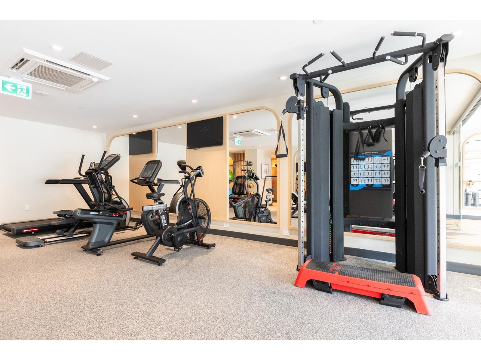 314 1342 JOHNSTON ROAD, White Rock