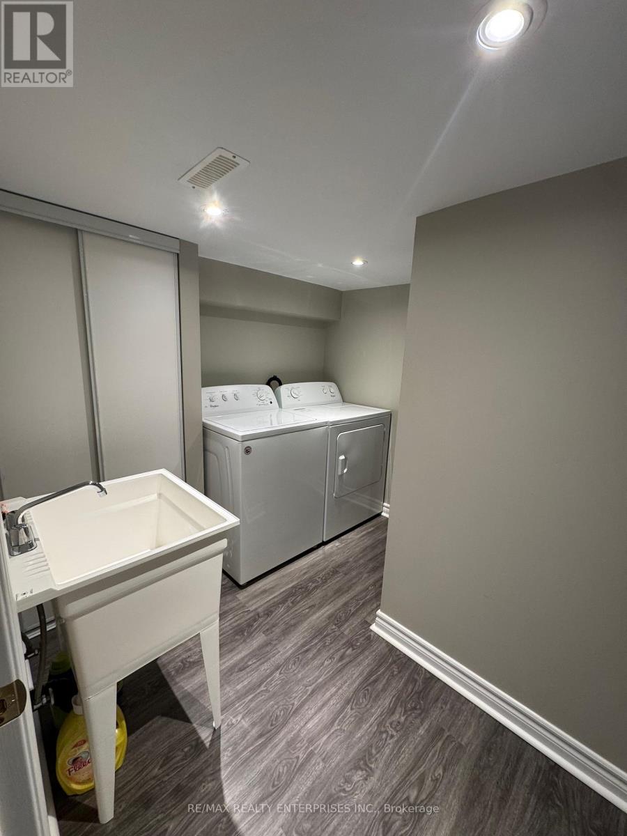 Photo 7 of 1509 Daniel Creek Road, Mississauga ON