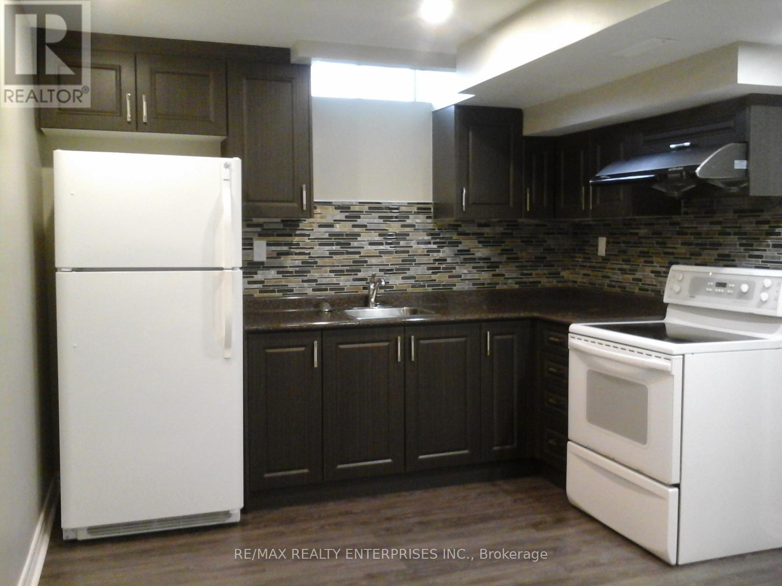 Photo 9 of 1509 Daniel Creek Road, Mississauga ON