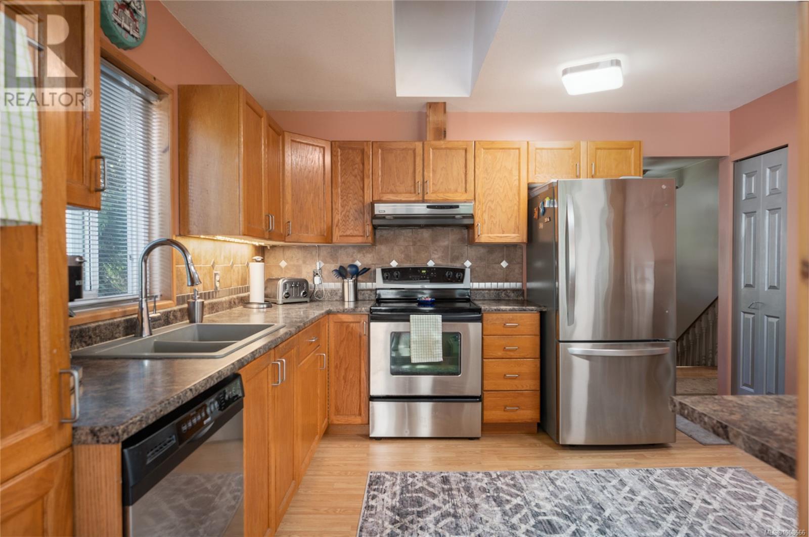 Photo 10 of 1774 Extension Rd, Nanaimo BC