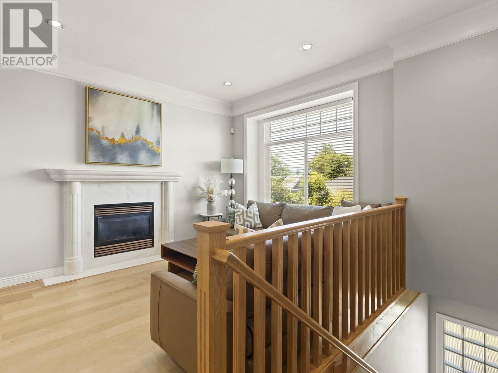 Photo 2 of 1336 E 16th Avenue, Vancouver BC