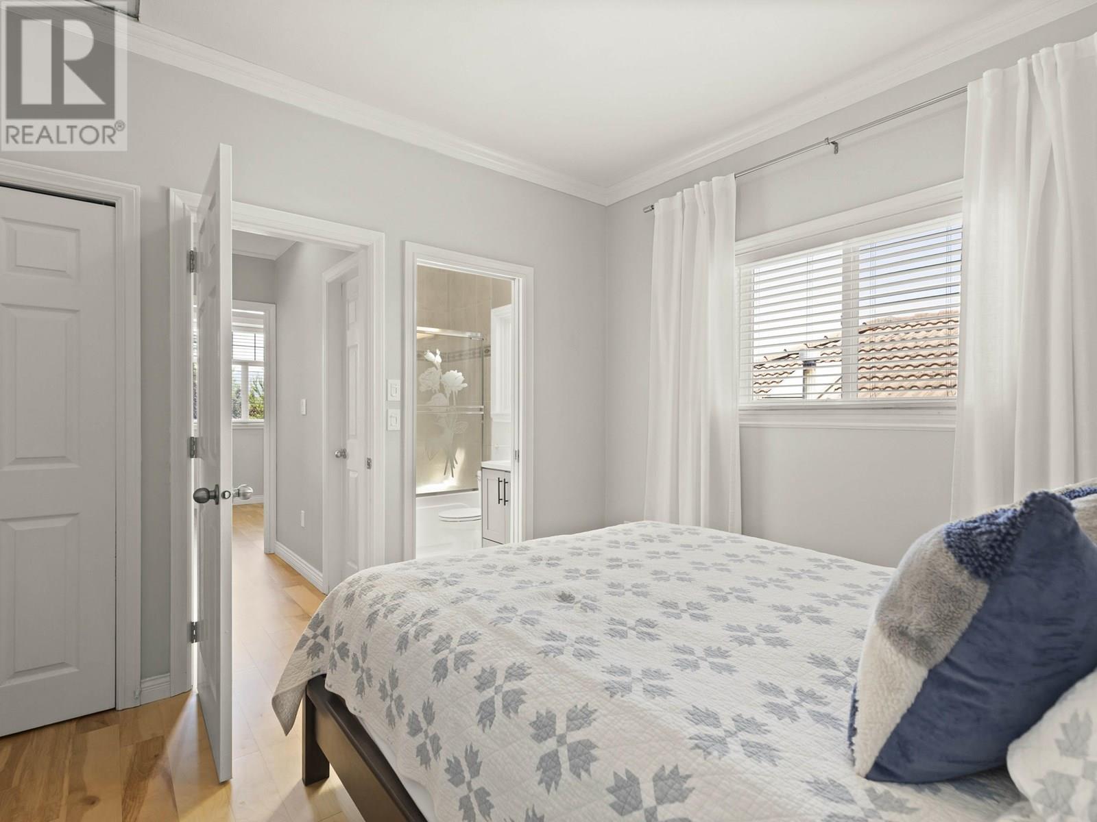 Photo 16 of 1336 E 16th Avenue, Vancouver BC