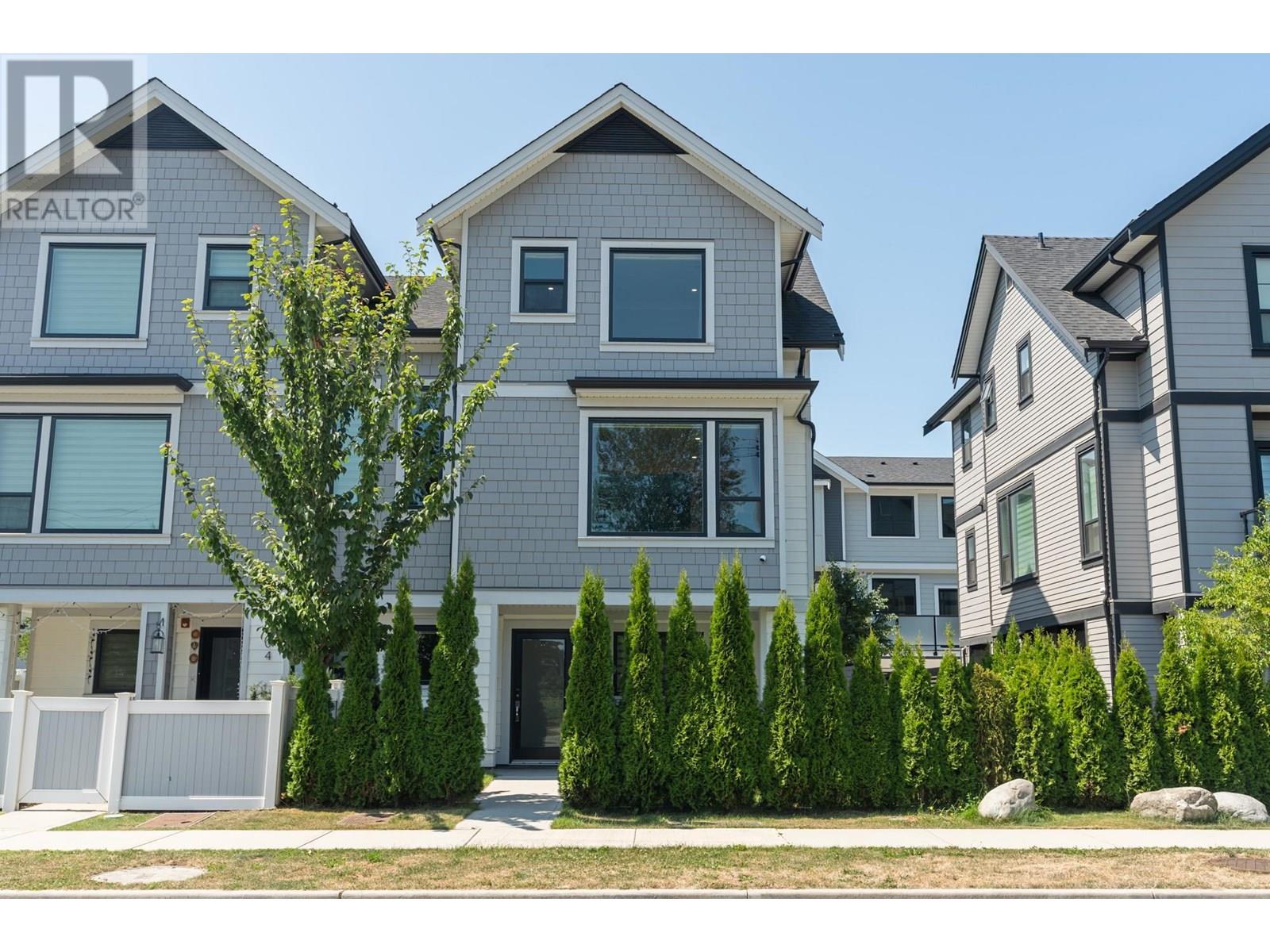 Photo 1 of 108 Jardine Street, New Westminster BC