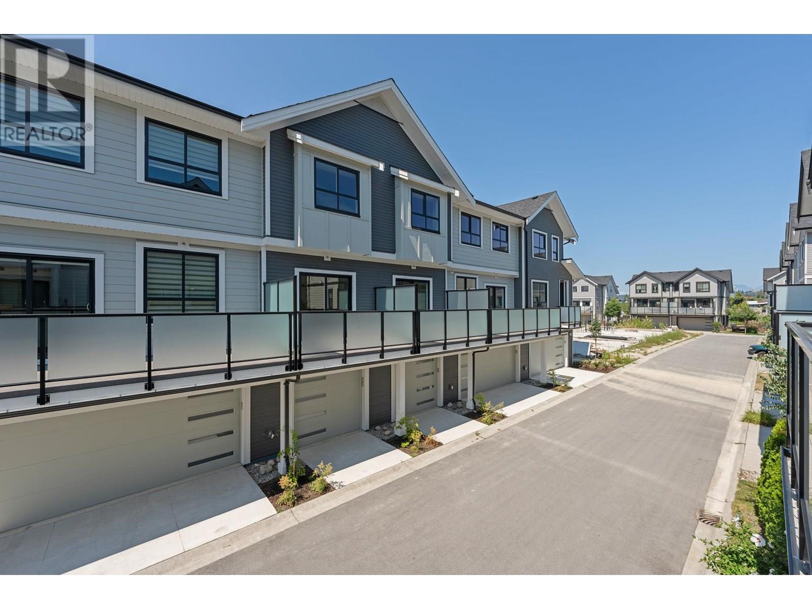 Photo 20 of 108 Jardine Street, New Westminster BC