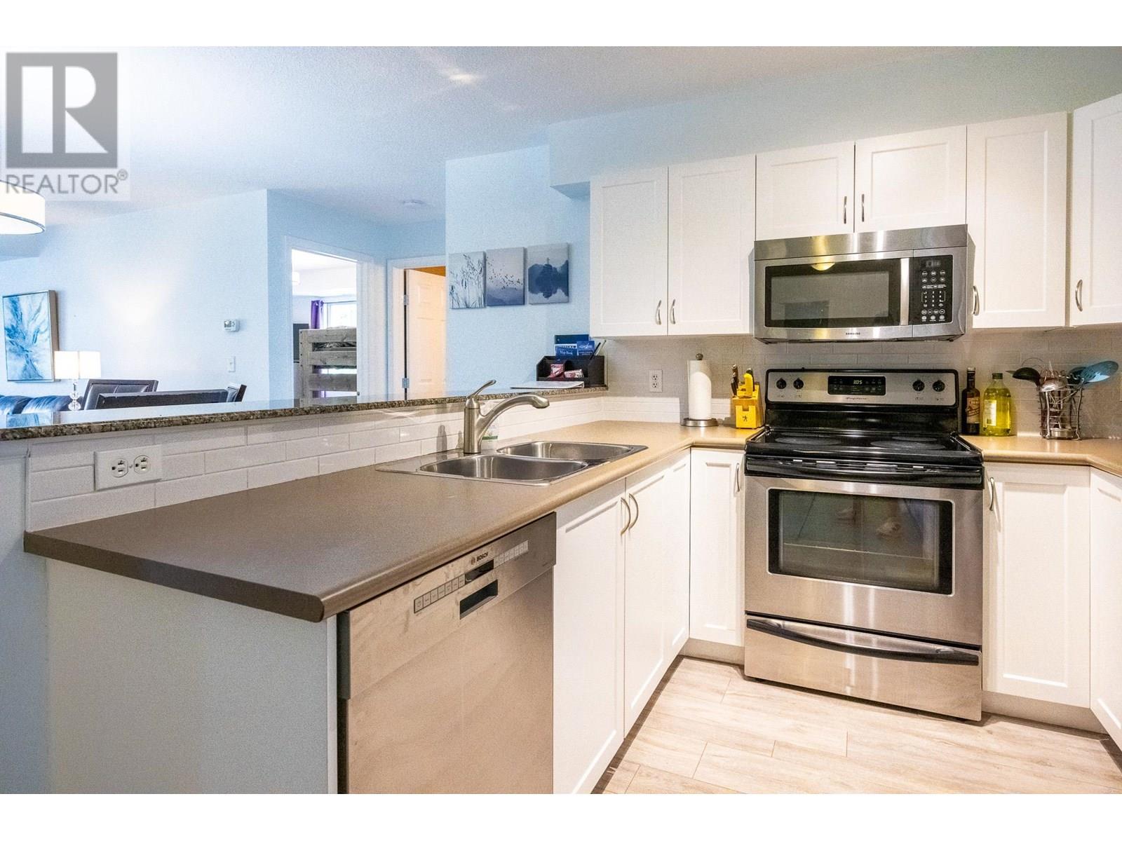205 THIRD Avenue Unit# 2114, Invermere