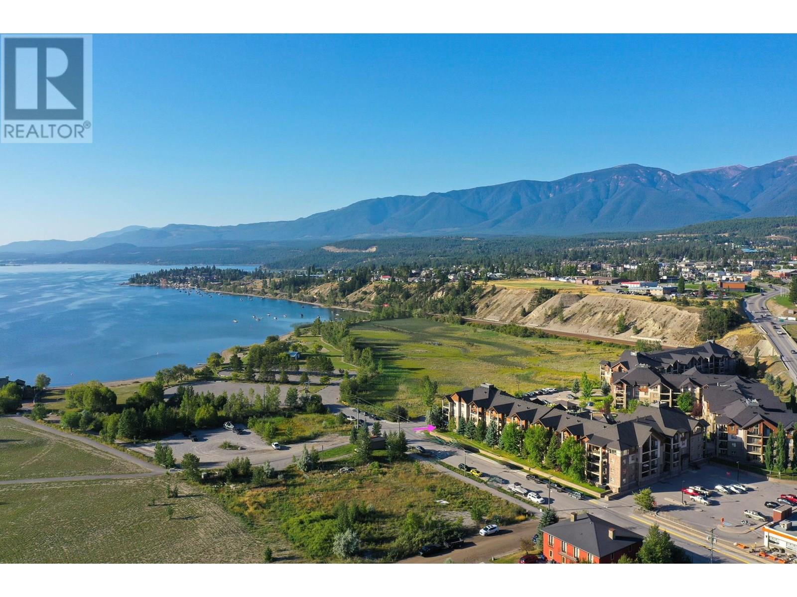 205 THIRD Avenue Unit# 2114, Invermere