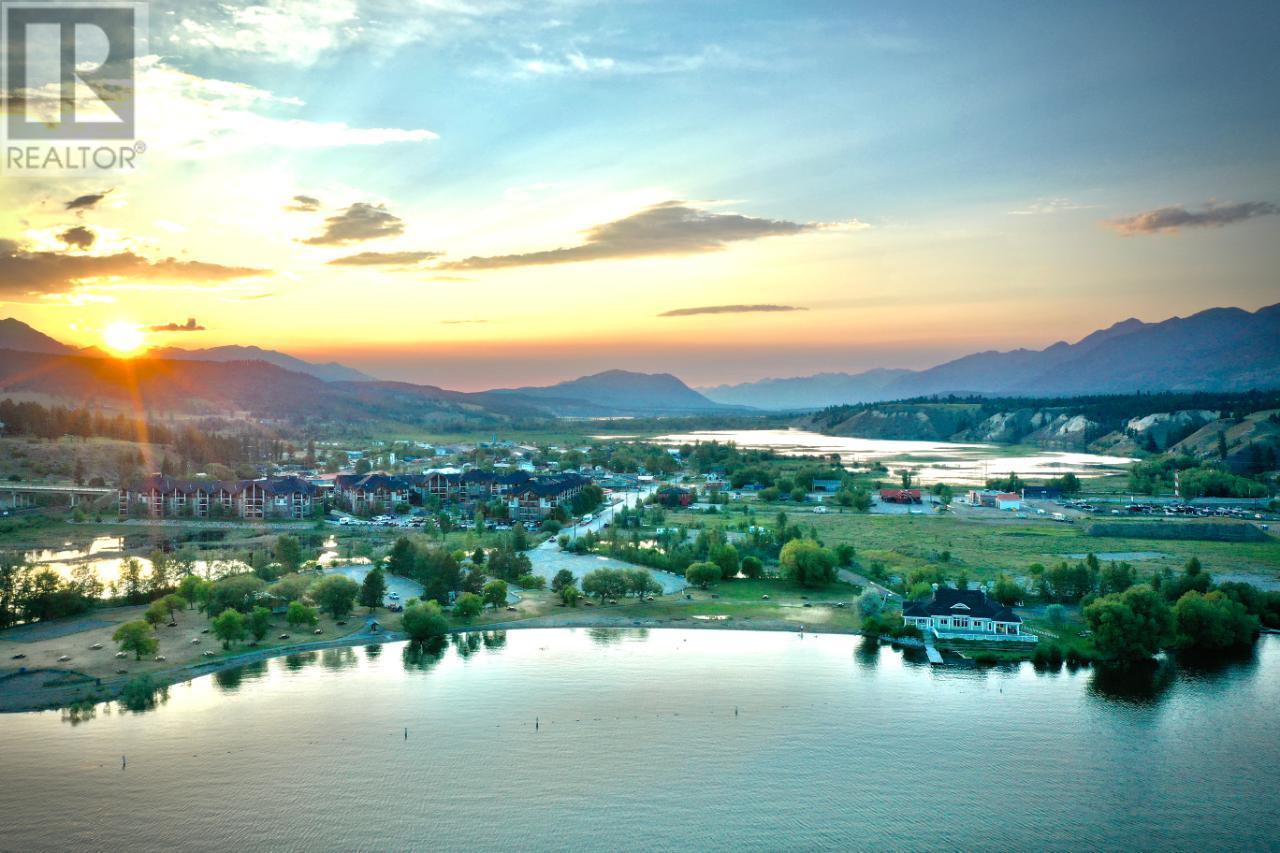 205 THIRD Avenue Unit# 2114, Invermere