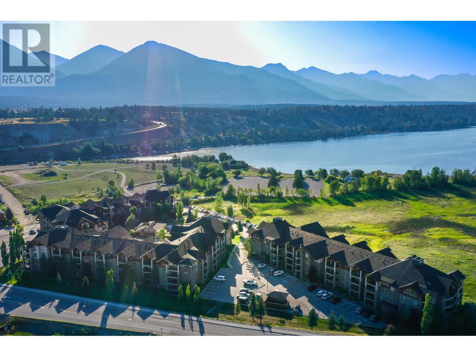 205 THIRD Avenue Unit# 2114, Invermere