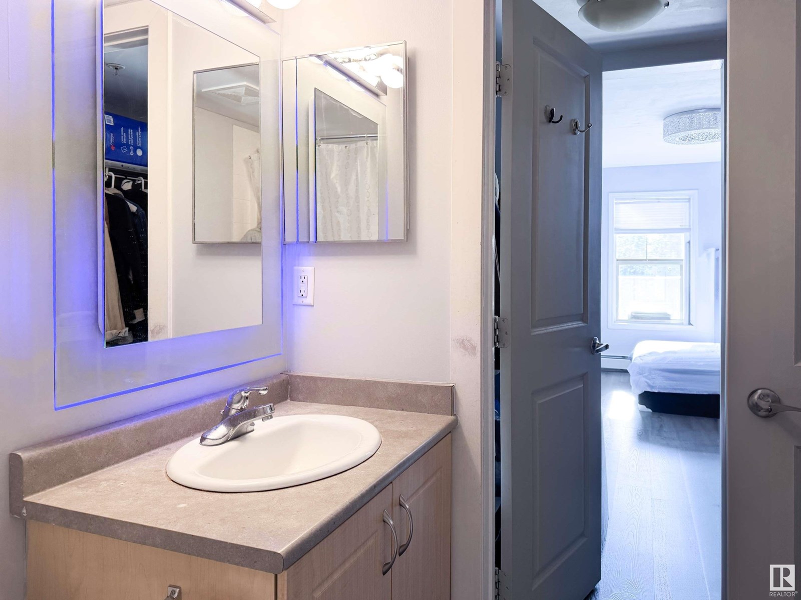 Photo 6 of 314 11449 Ellerslie Rd Sw, Edmonton AB