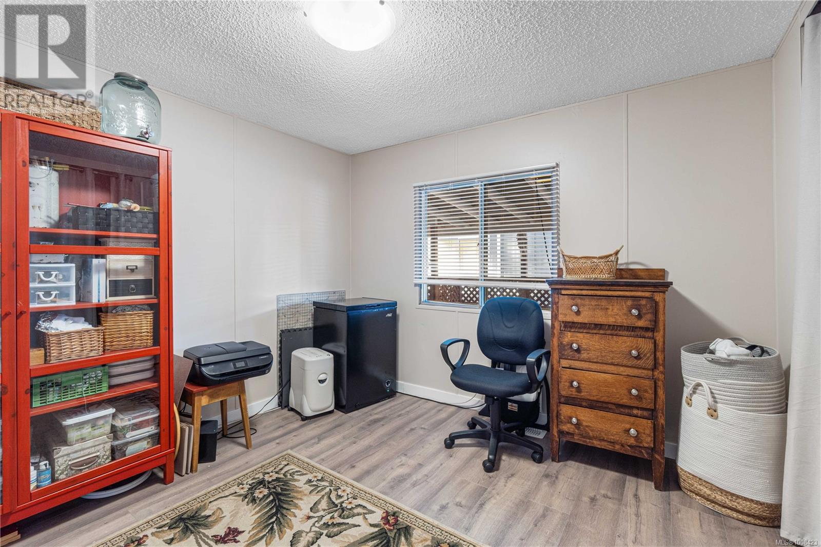 Photo 19 of 31 1247 Arbutus Rd, Parksville BC