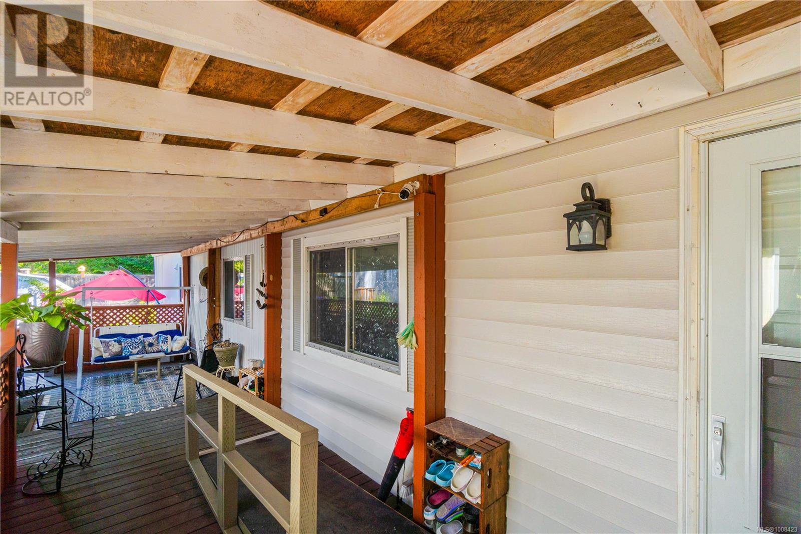 Photo 7 of 31 1247 Arbutus Rd, Parksville BC