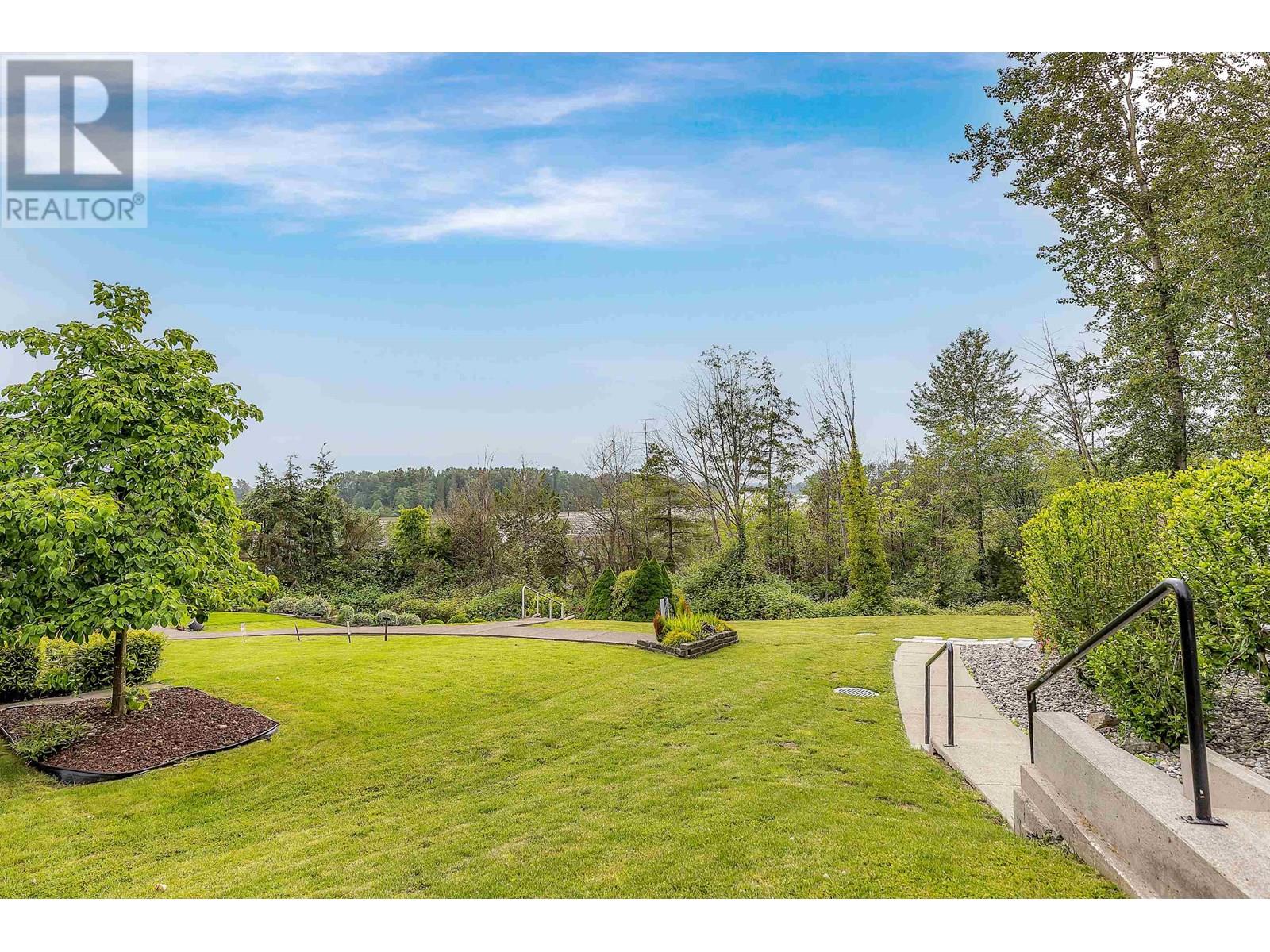 Photo 22 of 303 11601 227 Street, Maple Ridge BC