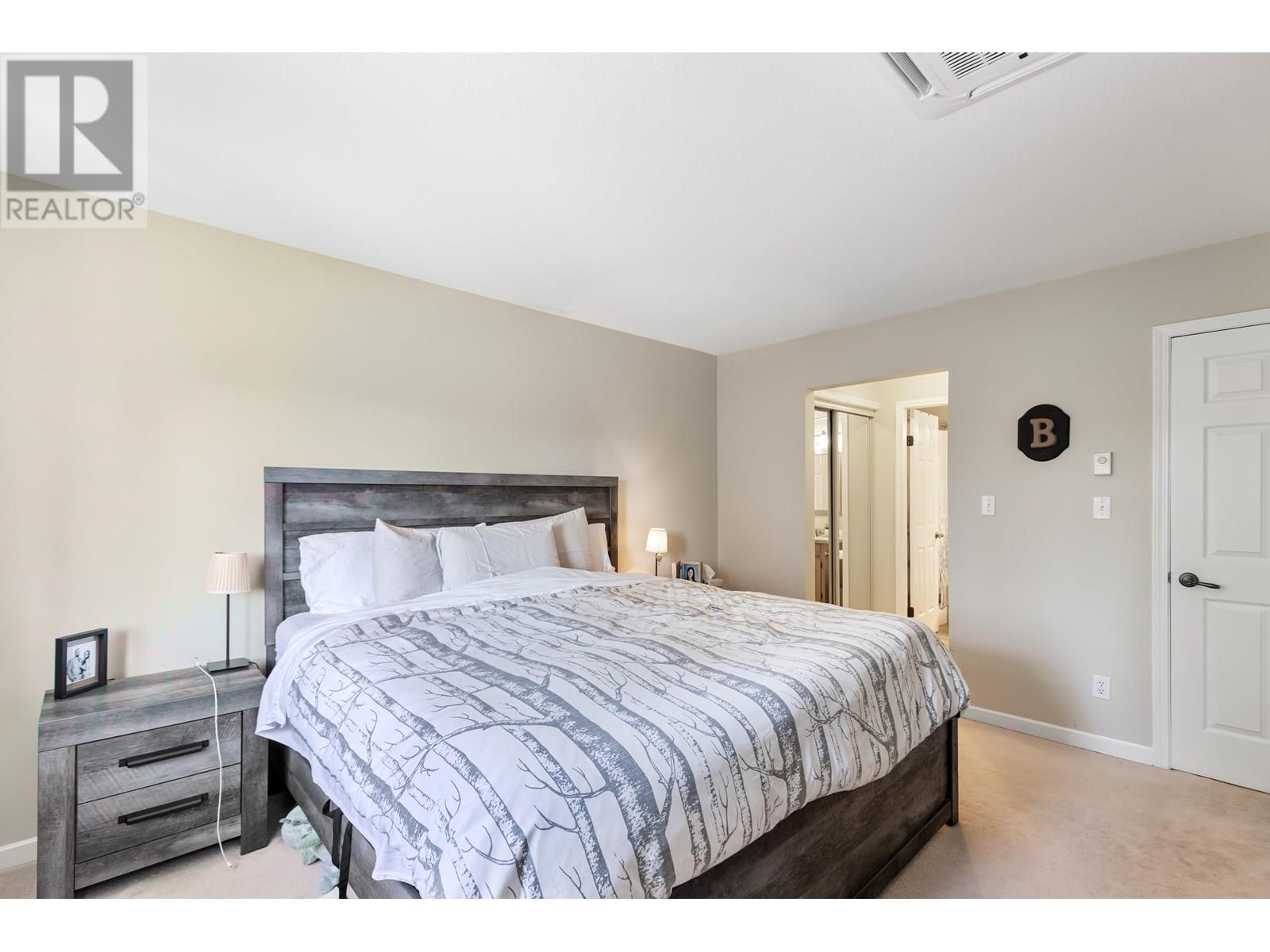 Photo 17 of 303 11601 227 Street, Maple Ridge BC