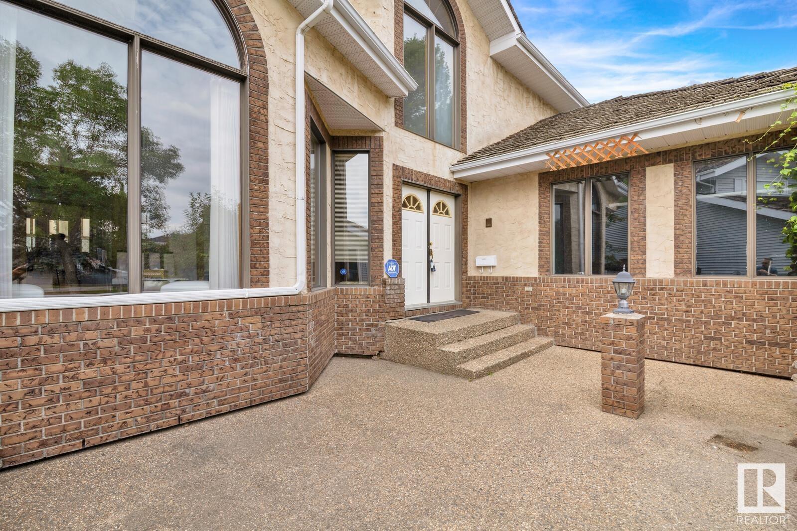 Photo 4 of 116 Ower Pl Nw, Edmonton AB