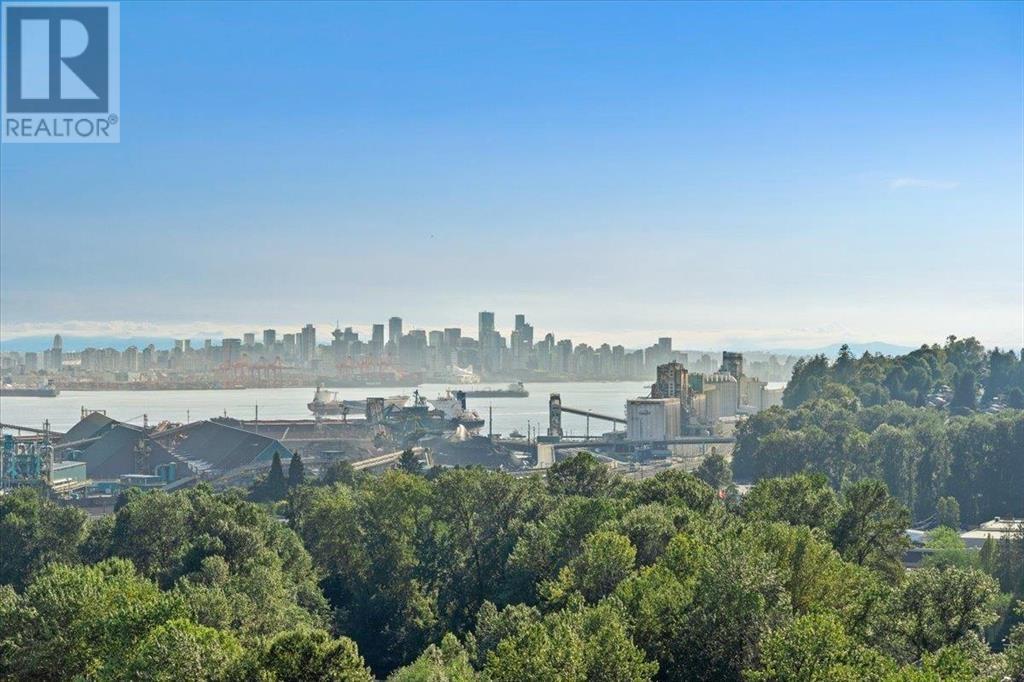 Photo 13 of 3006 1500 Fern Street, North Vancouver BC