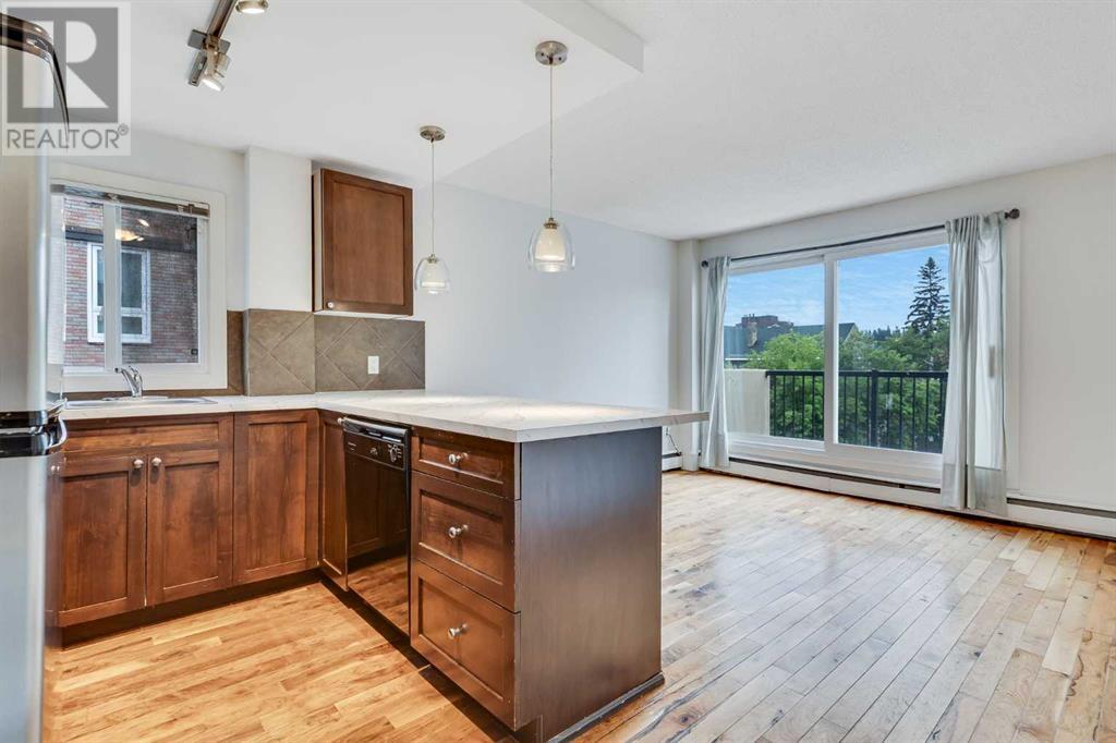 Single Family House for Sale in    Avenue SW Beltline Calgary 