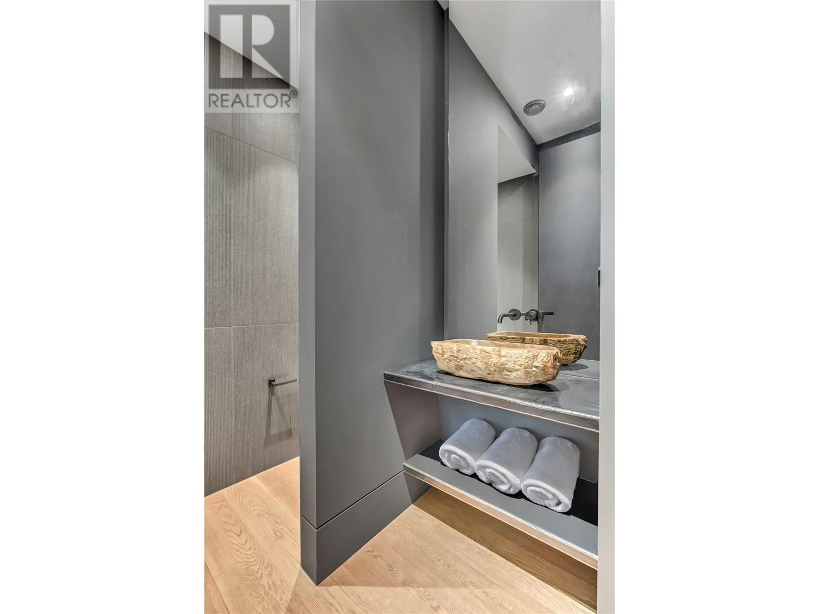 1675 Midland Road, Penticton