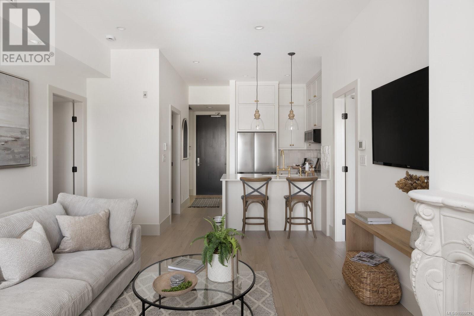 Photo 6 of 403 1335 Bear Mountain Pkwy, Langford BC