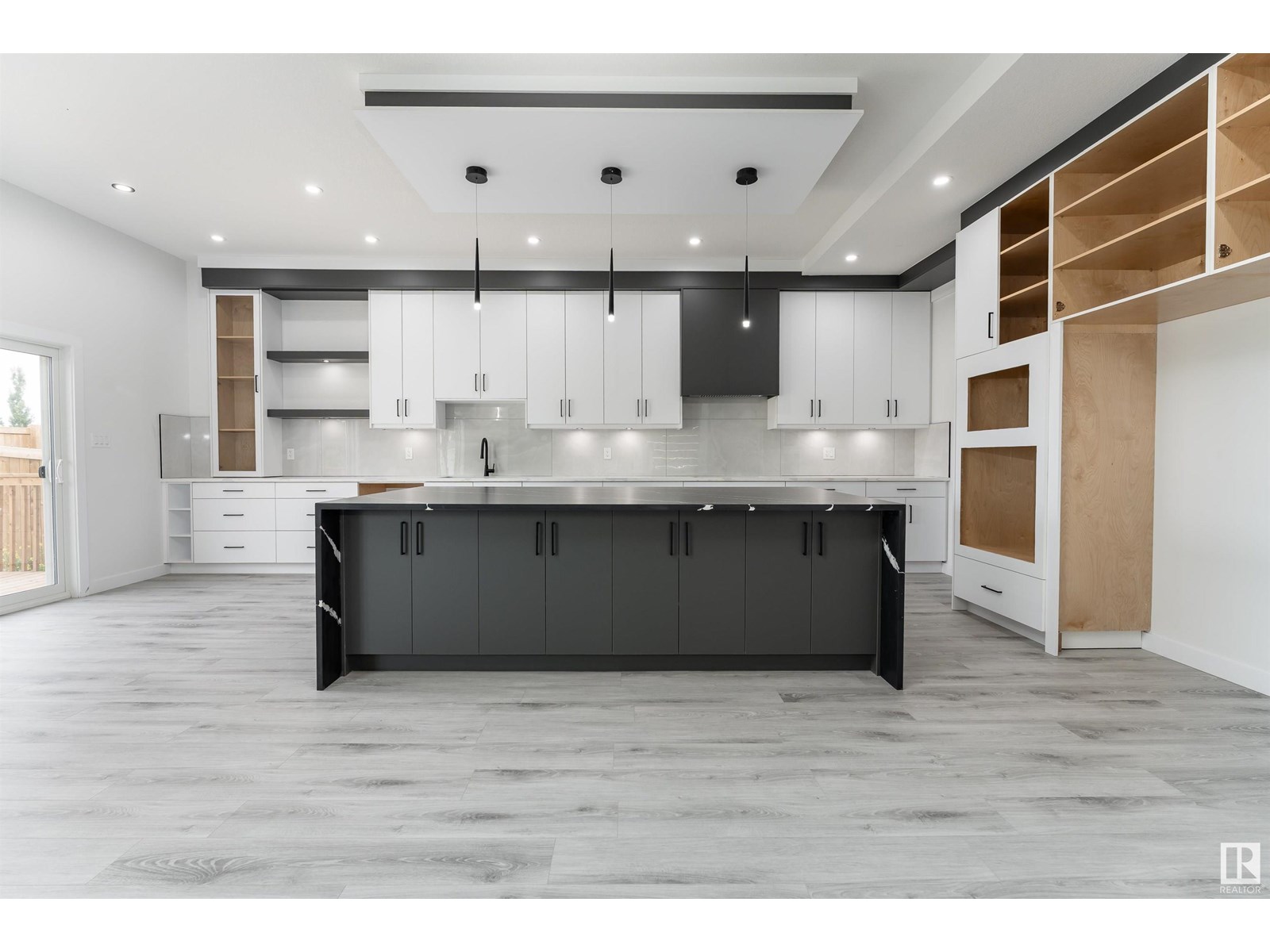 Photo 10 of 145 Graybriar Dr, Stony Plain AB
