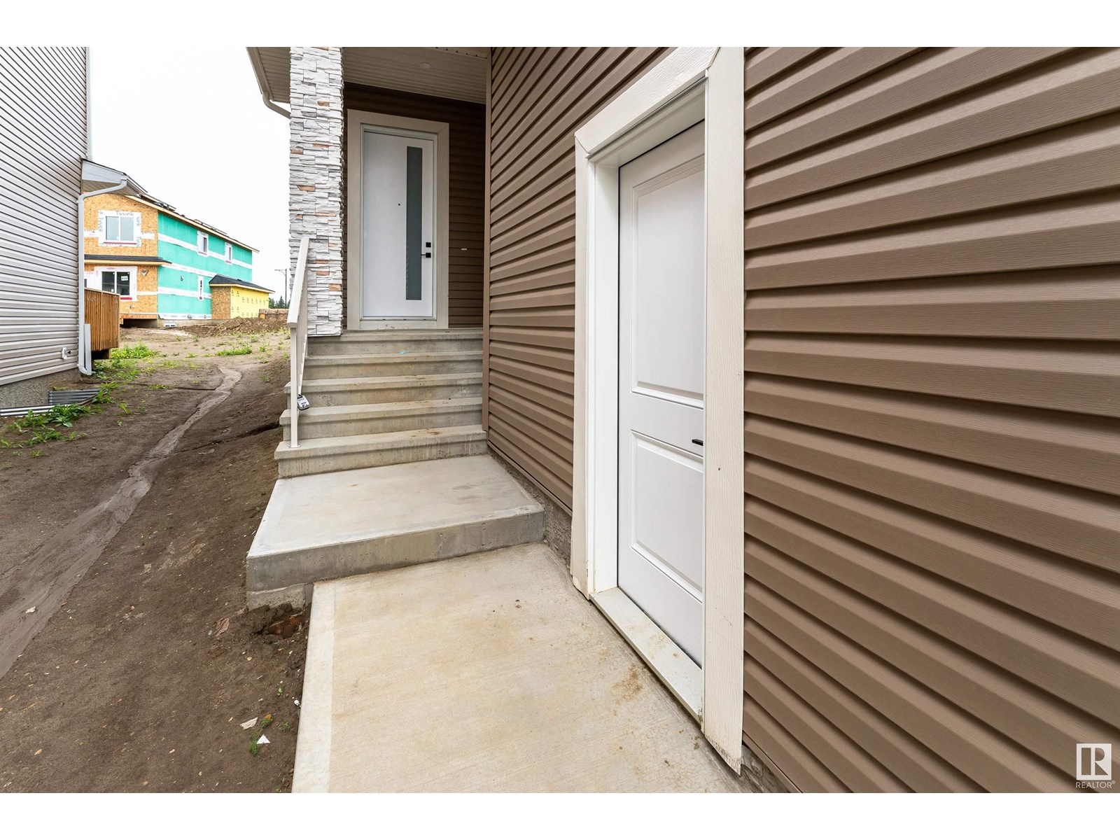 Photo 2 of 145 Graybriar Dr, Stony Plain AB