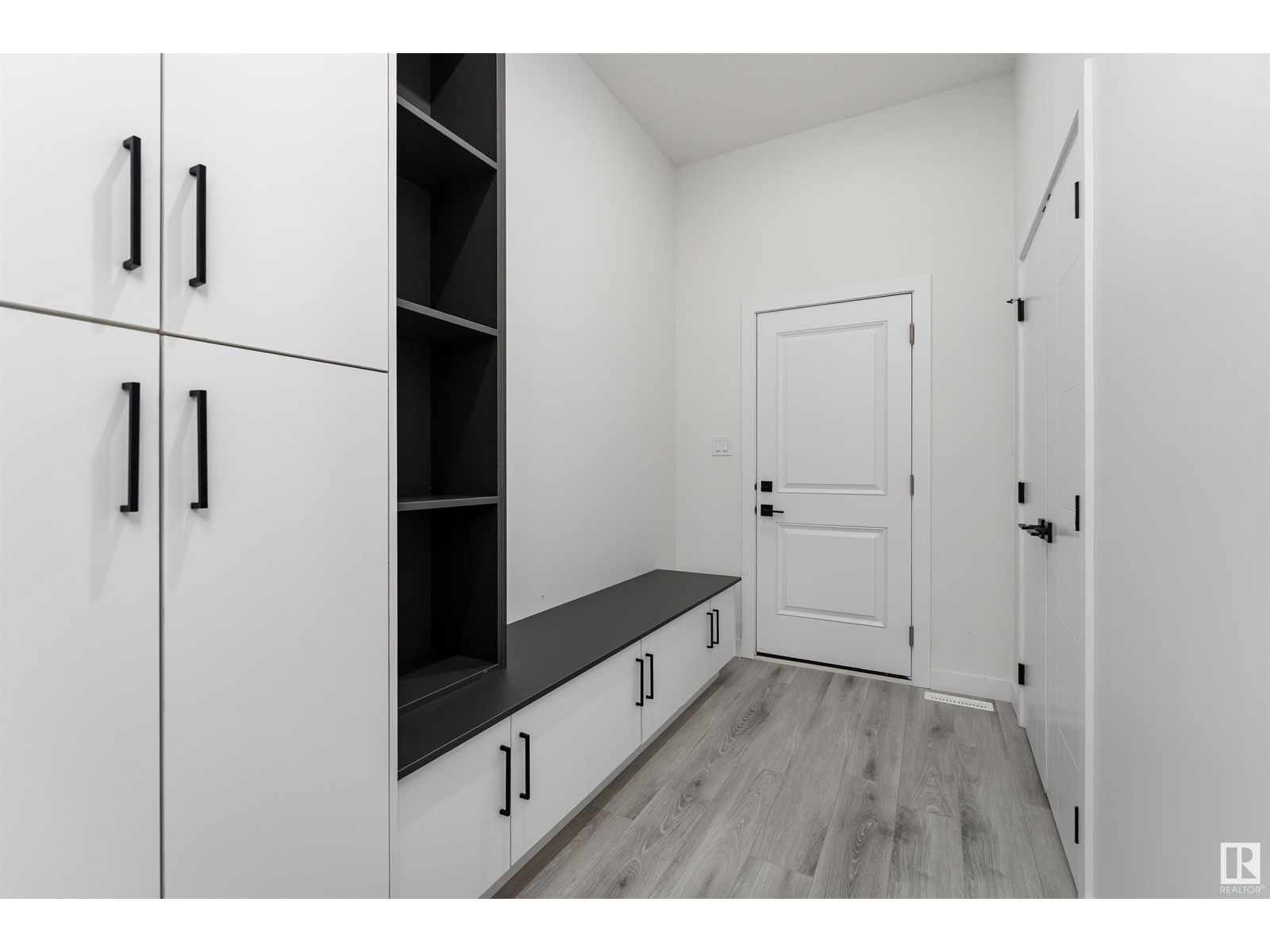 Photo 21 of 145 Graybriar Dr, Stony Plain AB