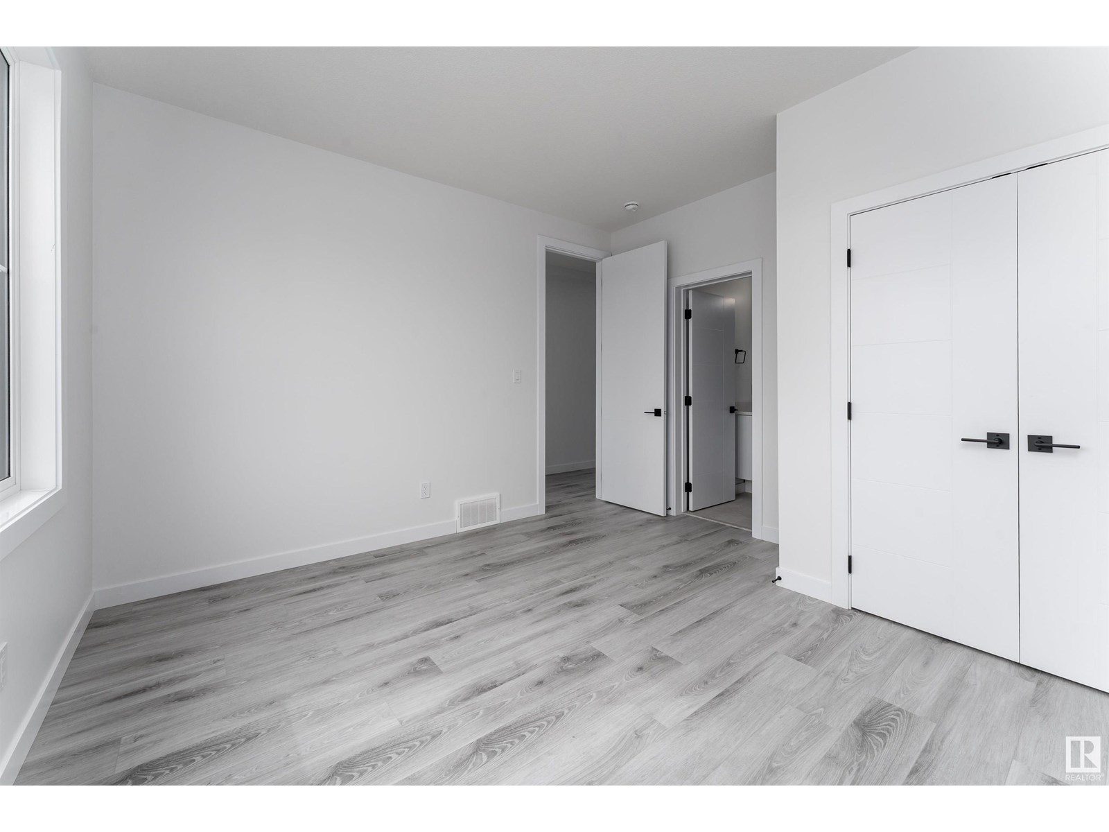 Photo 42 of 145 Graybriar Dr, Stony Plain AB