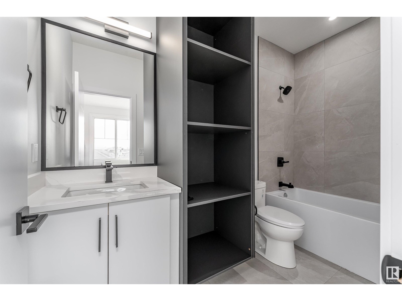 Photo 45 of 145 Graybriar Dr, Stony Plain AB