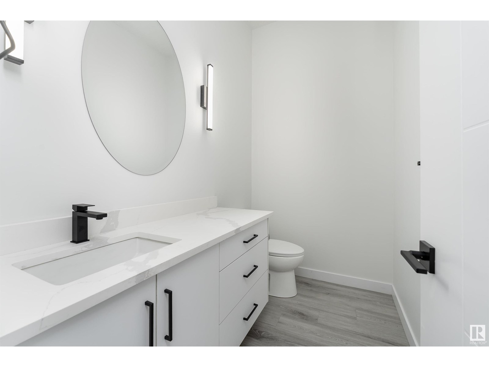 Photo 8 of 145 Graybriar Dr, Stony Plain AB