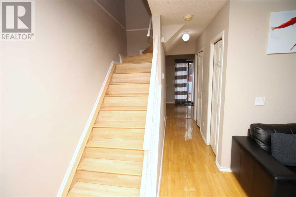 Single Family House for Sale in  Whiteridge Road NE Whitehorn Calgary 