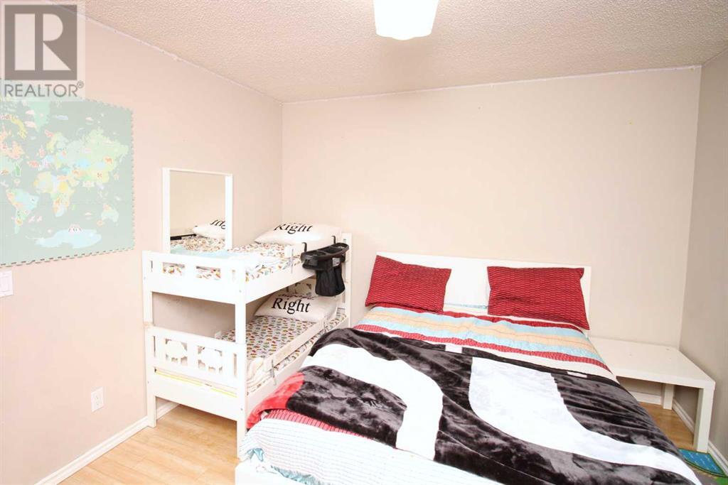 Single Family House for Sale in  Whiteridge Road NE Whitehorn Calgary 