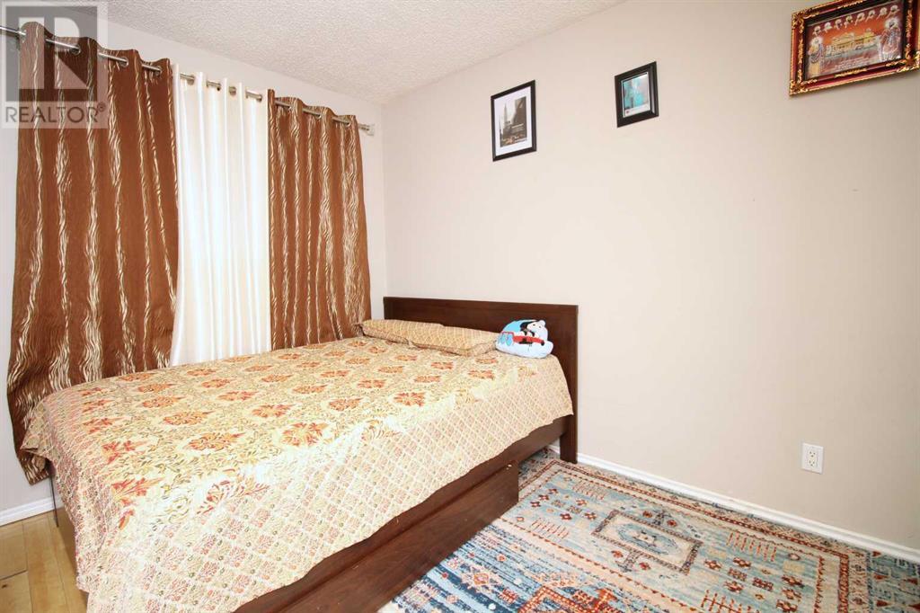 Single Family House for Sale in  Whiteridge Road NE Whitehorn Calgary 