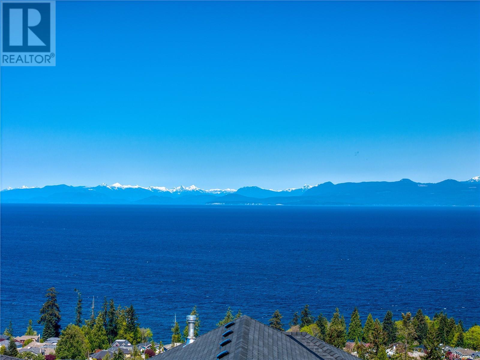 138 Royal Pacific Way, Nanaimo