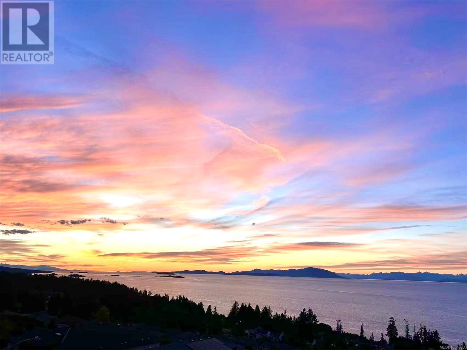 138 Royal Pacific Way, Nanaimo