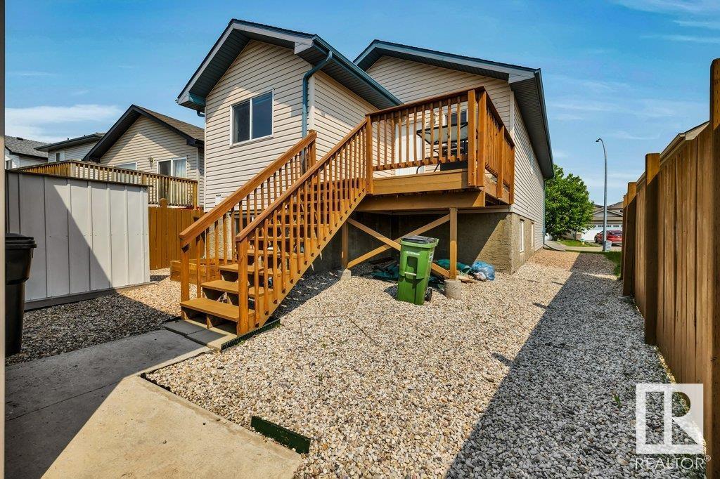 Photo 38 of 14017 159 A Av Nw, Edmonton AB