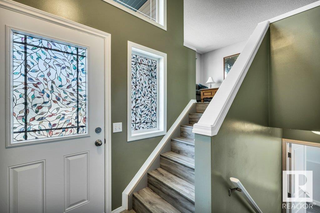 Photo 6 of 14017 159 A Av Nw, Edmonton AB