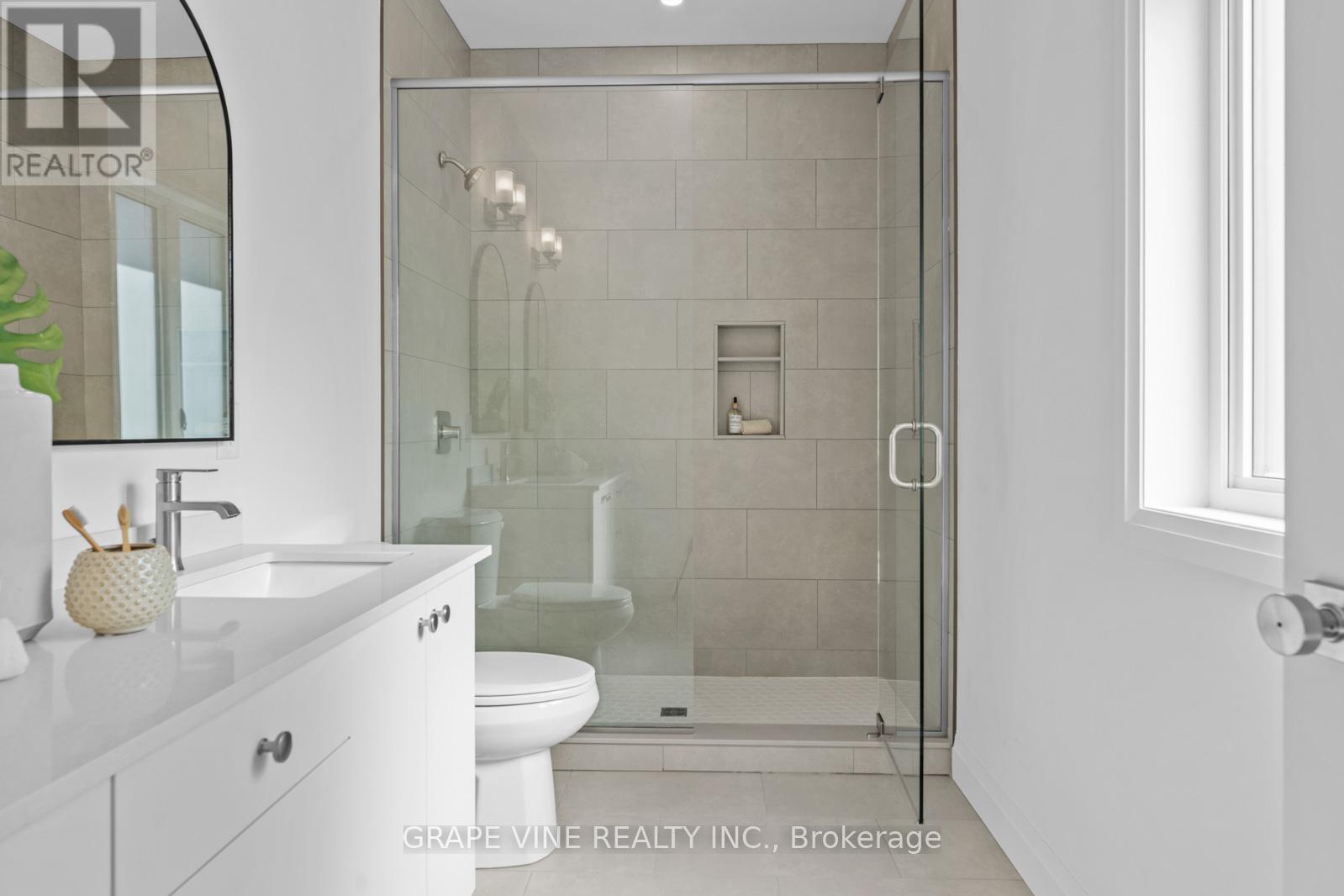 Photo 11 of 126 Royal Gala Drive, Brighton ON