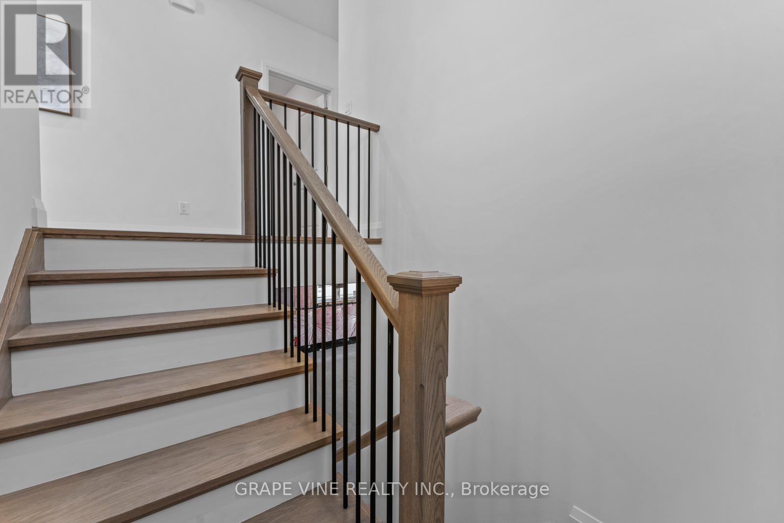 Photo 18 of 126 Royal Gala Drive, Brighton ON
