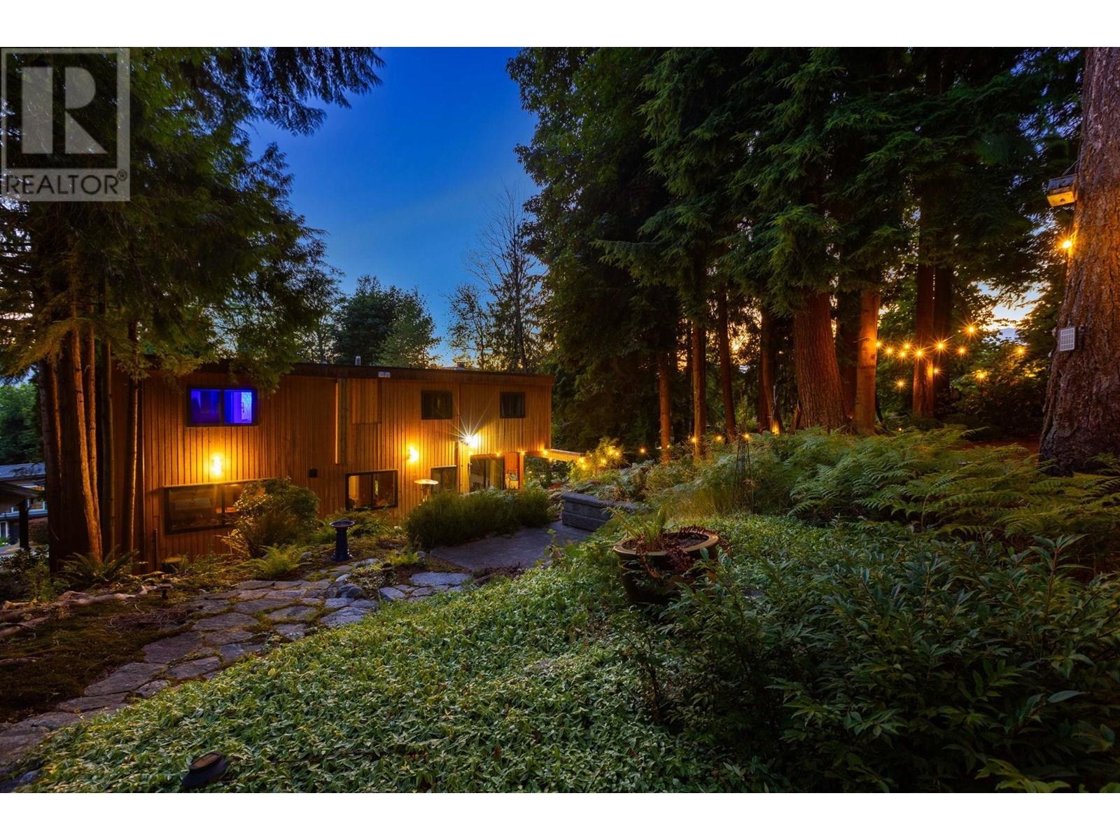 Photo 12 of 159 Roe Drive, Port Moody BC