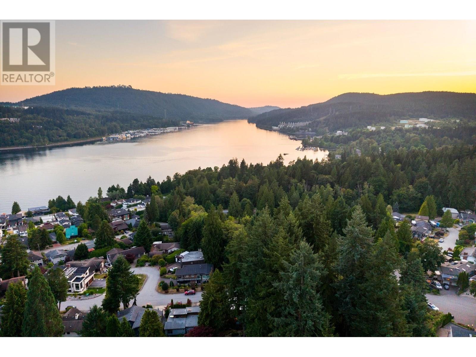 Photo 7 of 159 Roe Drive, Port Moody BC