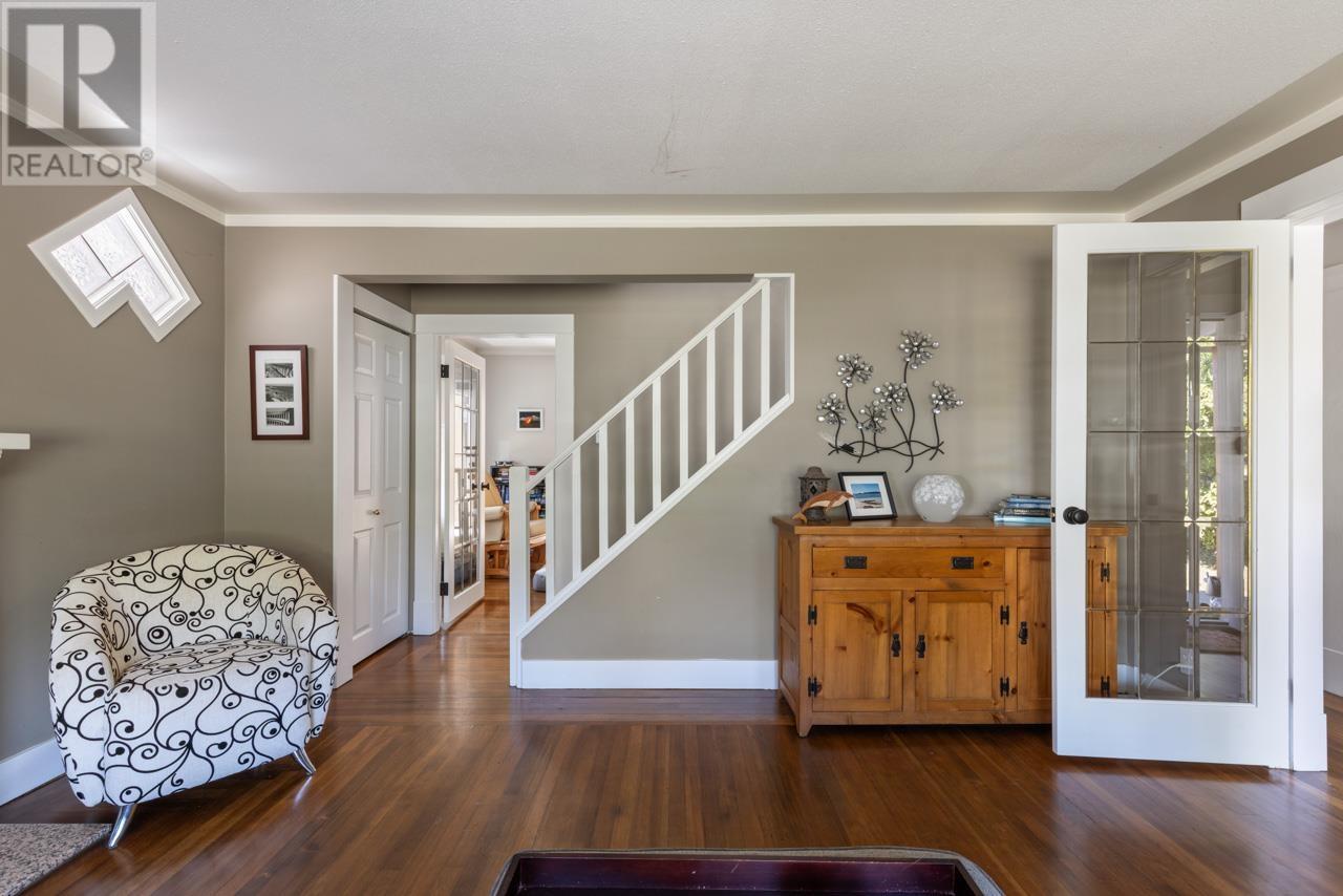 Photo 14 of 859 Calverhall Street, North Vancouver BC