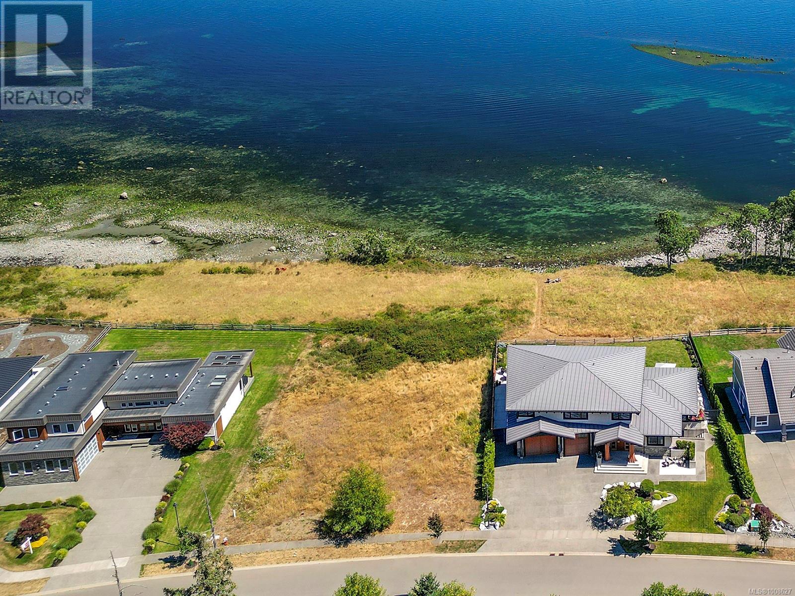 290 Connemara Rd, Comox