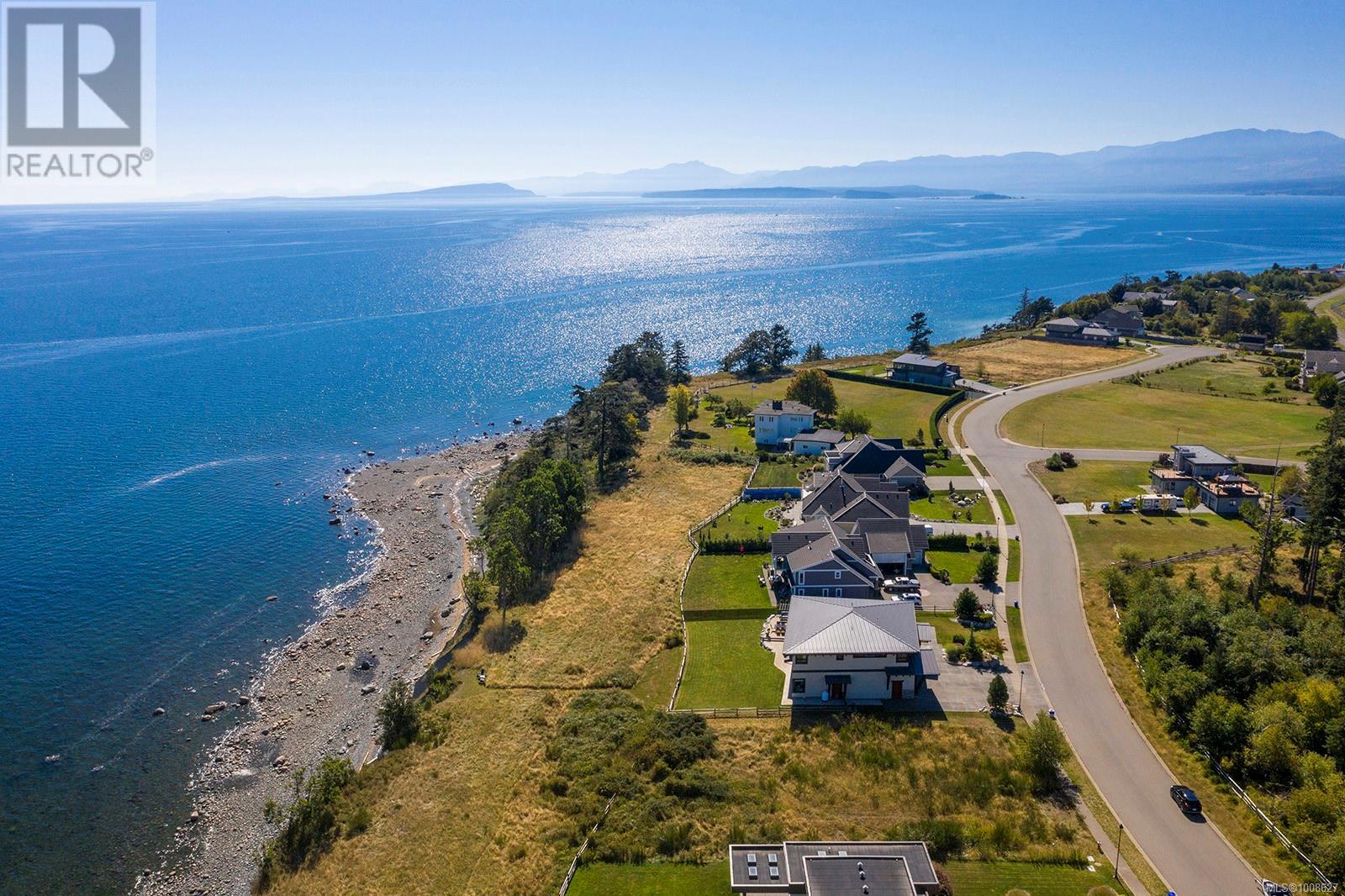290 Connemara Rd, Comox