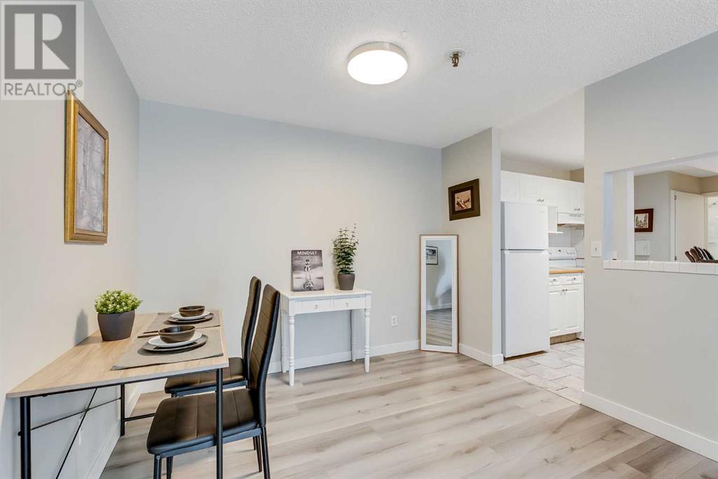 Single Family House for Sale in    Avenue SW Cliff Bungalow Calgary 