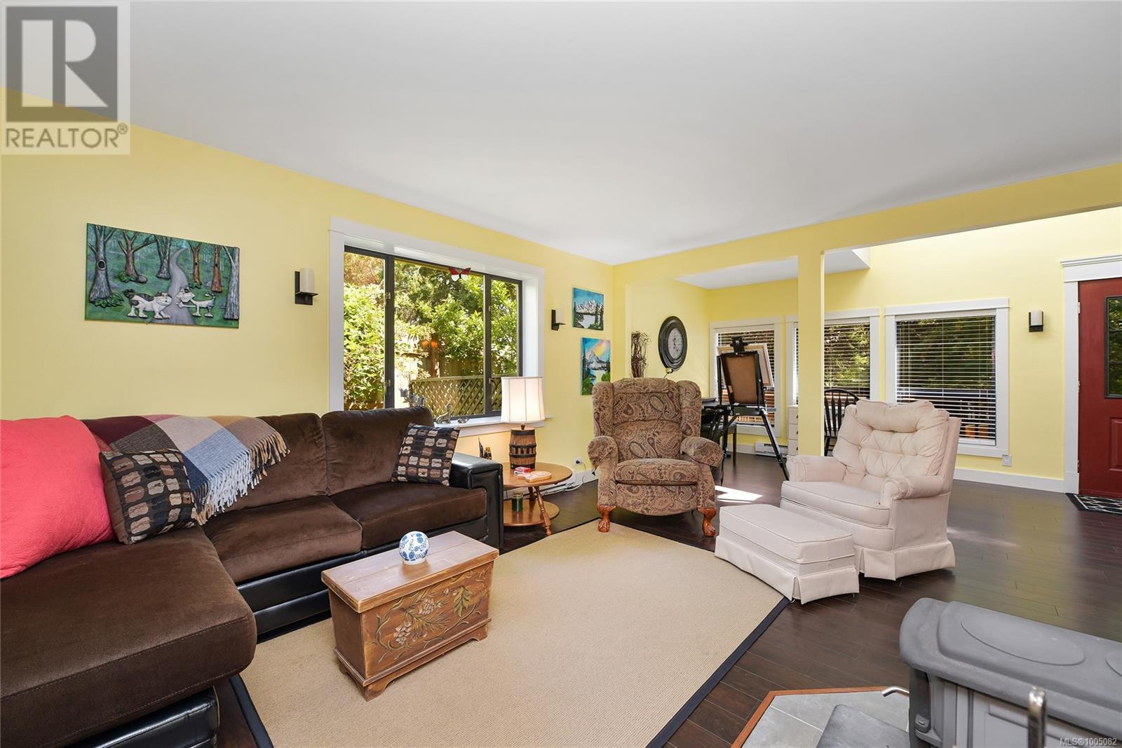  513 Cedar Hill Road, Mayne Island