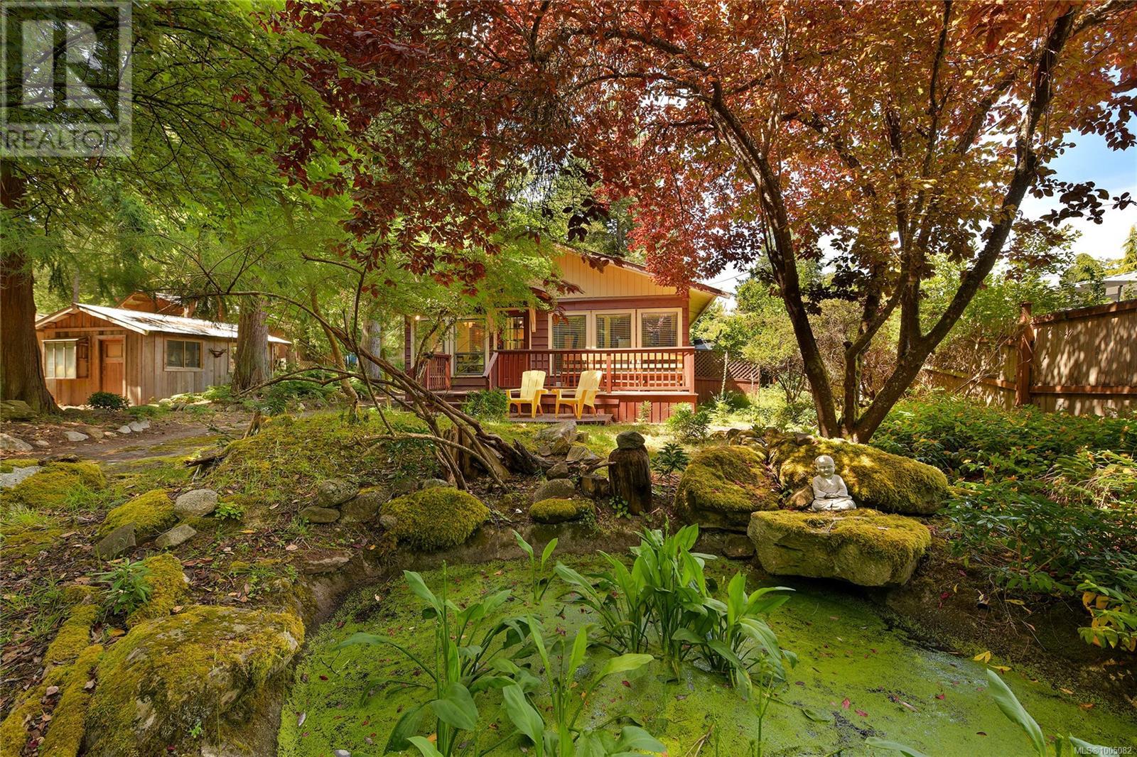  513 Cedar Hill Road, Mayne Island