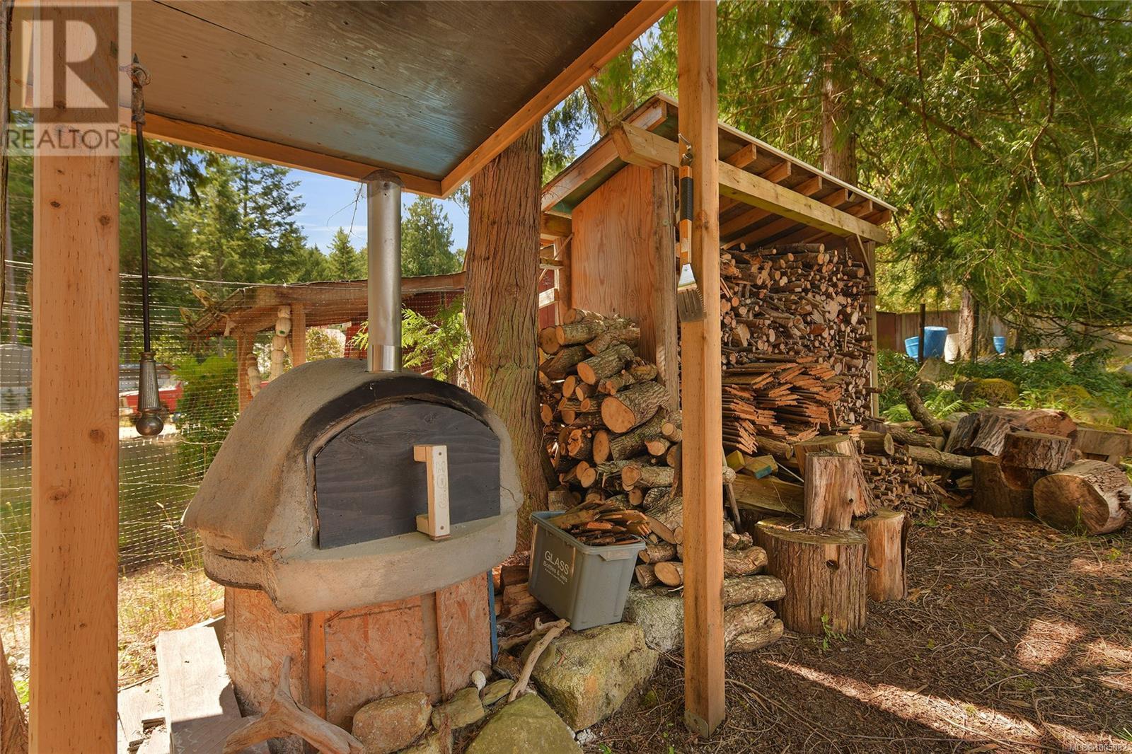  513 Cedar Hill Road, Mayne Island