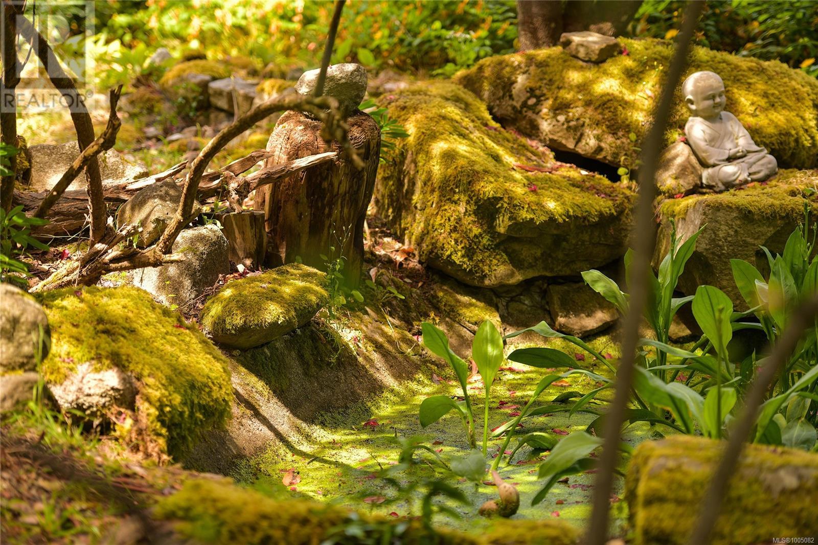  513 Cedar Hill Road, Mayne Island